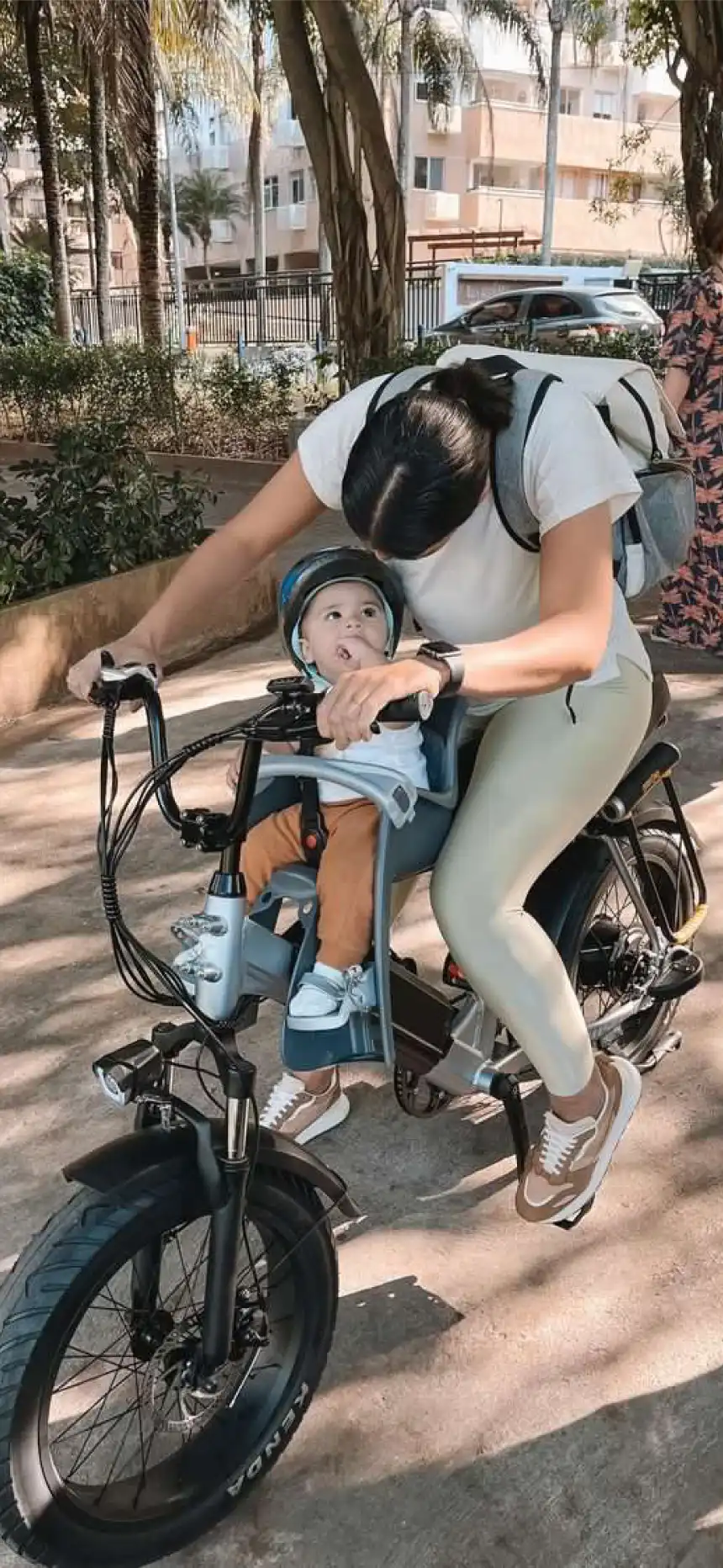 Lev gallery image 10